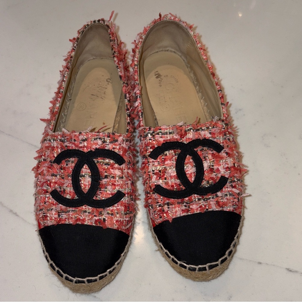 CHANEL 21C Coral Tweed Grosgrain CC - Logo Espadrilles - size 6/36